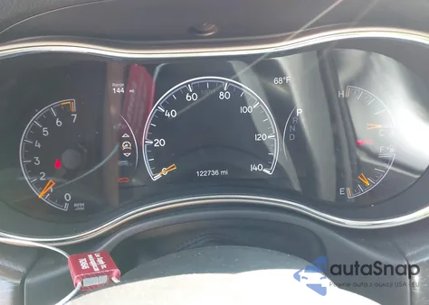 2017 Jeep Grand Cherokee Limited 4X4 z USA, uszkodzony, nr VIN 1C4RJFBG3HC735616